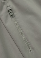 Herren Sweatshorts SMALL LOGO NUGGET - Dusty Salvia